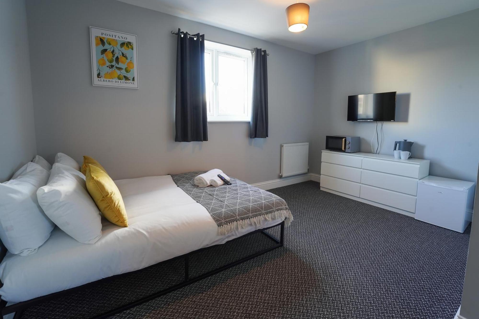 En-Suite Double Rooms, Smart Tv Comfy Style لينيلي المظهر الخارجي الصورة