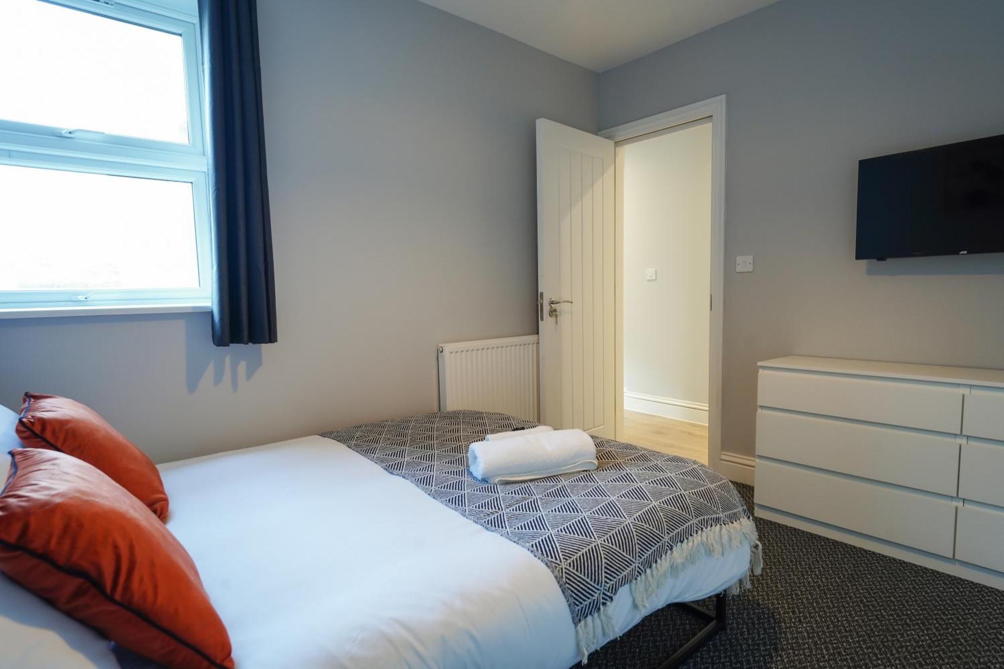 En-Suite Double Rooms, Smart Tv Comfy Style لينيلي المظهر الخارجي الصورة
