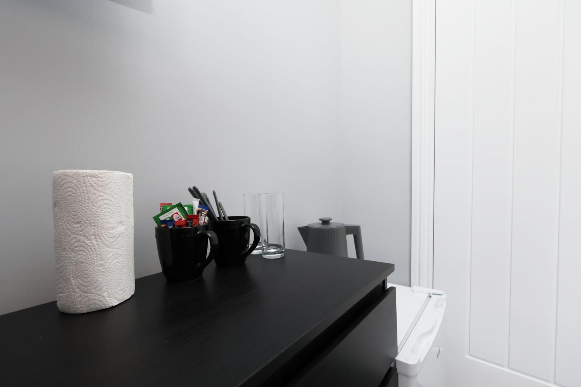 En-Suite Double Rooms, Smart Tv Comfy Style لينيلي المظهر الخارجي الصورة